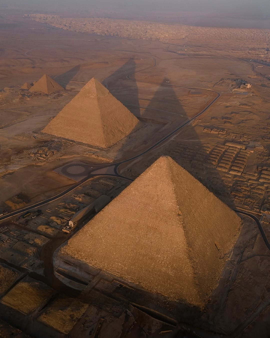 DAY TOUR 03  GIZA PYRAMIDS & GRAND EGYPTIAN MUSEUM